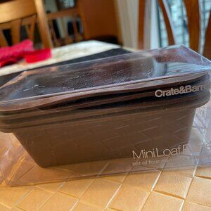 Crate & Barrel Set of 4 Mini Silicone Loaf Pans